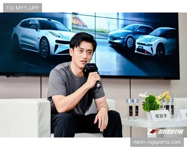 周冠宇赛后直接瘫在椅子上啃能量棒，这F1车手的日常补给也太朴素了吧？