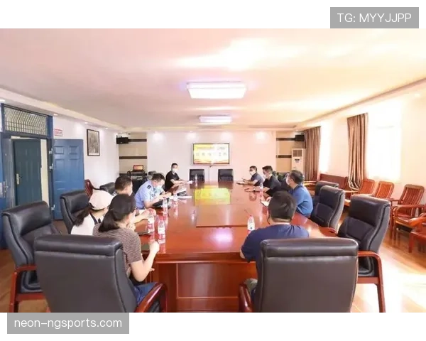 身体接触判罚解析：判罚标准与典型判定场景举例